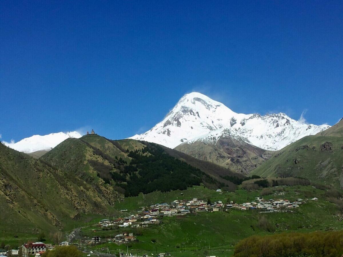 Nino Khetaguri Guest House Kazbegi Exteriör bild